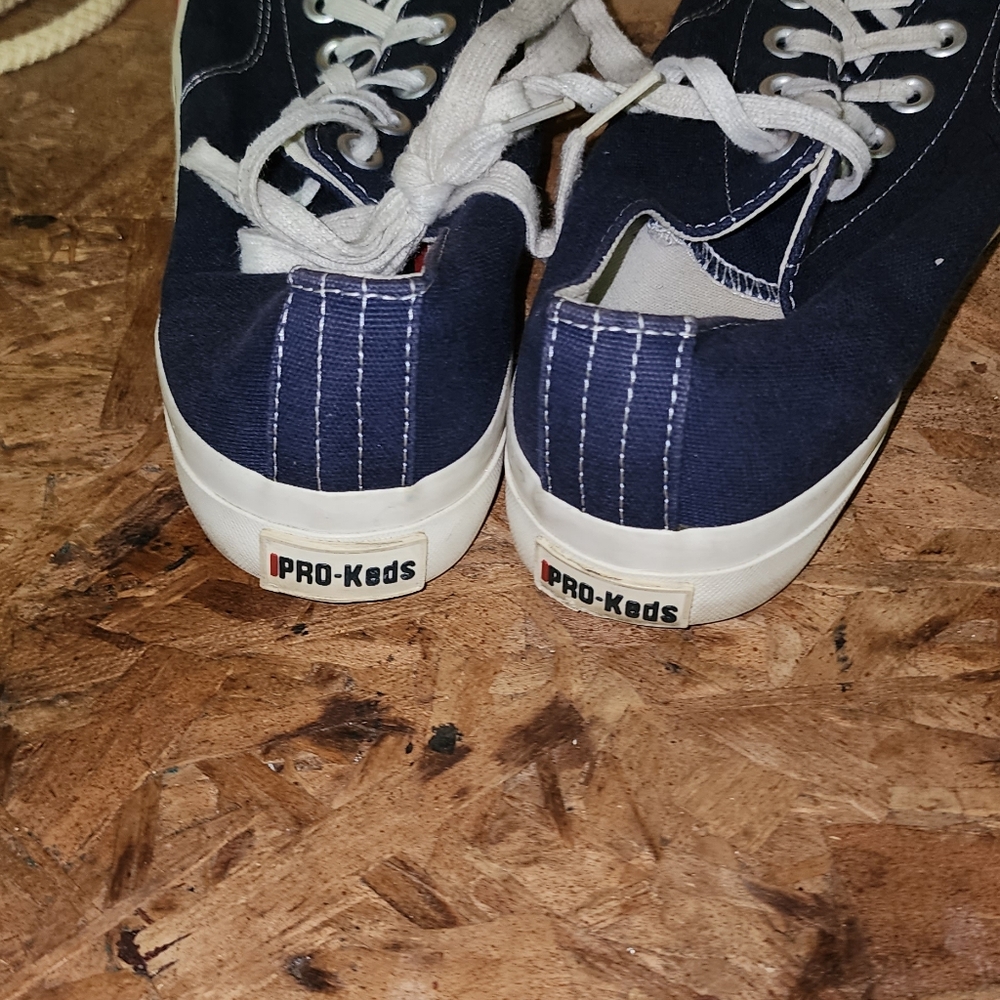 2 pair of Pro Keds Canvas Sneakers Size 9 - Picture 11 of 14